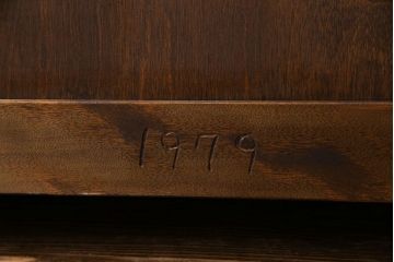 ビンテージ　松本民芸家具 落ち着いた雰囲気のA型下駄箱(収納棚)(定価約24万円)(1)