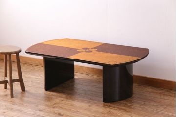 中古　フランスベッド(France Bed)　バーズアイメープル　リビングテーブル(センターテーブル)(定価約30万円)