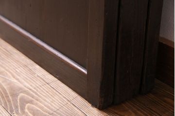 古民具・骨董　古い木の渋さが魅力の帯戸(板戸、引き戸、建具)4枚セット