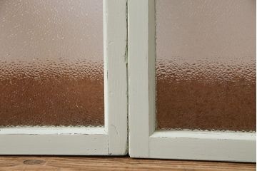 和製アンティーク　色ガラスの組み合わせが愛らしいペイントガラス戸(窓、ガラス引き戸、建具)2枚セット