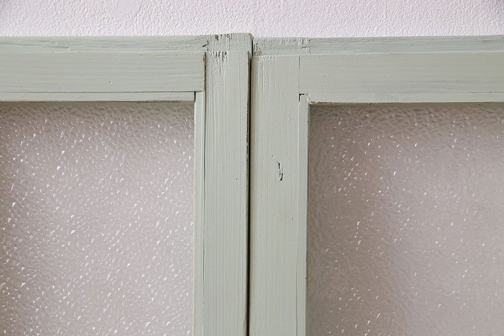 和製アンティーク　色ガラスの組み合わせが愛らしいペイントガラス戸(窓、ガラス引き戸、建具)2枚セット