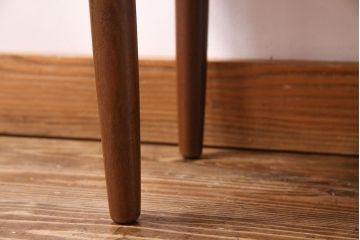 【K様ご決済用】北欧ビンテージ　チーク材　四つ脚がかわいらしい小振りのサイドチェスト(引き出し)