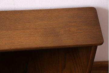中古　カリモク　シンプルなデザインの収納付きコーナーテーブル(サイドテーブル)