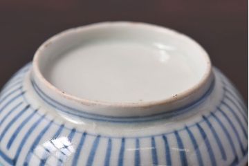 アンティーク雑貨　古民具・骨董　江戸期　華やかな古伊万里色絵染付　蕎麦猪口(湯呑、向付)