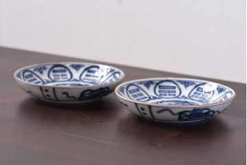 アンティーク雑貨　江戸期　角福　染付小皿2枚セット(和食器)