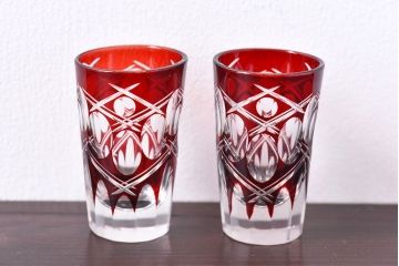 アンティーク雑貨　昭和初期　和モダンな雰囲気漂う切子ショットグラス(酒器)2個セット(1)