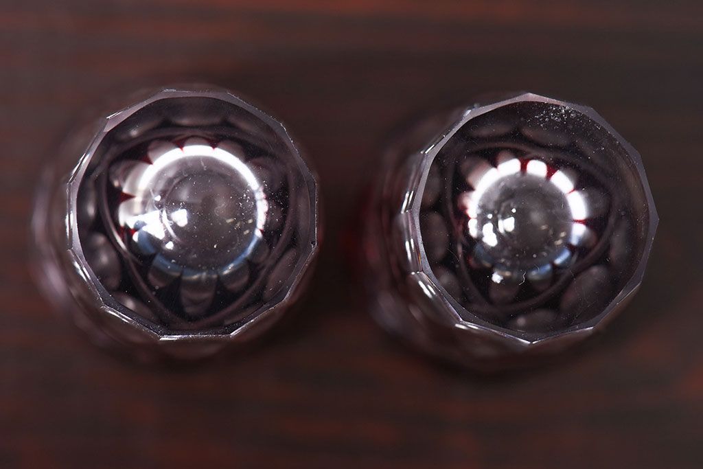 アンティーク雑貨　昭和初期　和モダンな雰囲気漂う切子ショットグラス(酒器)2個セット(1)