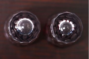 アンティーク雑貨　昭和初期　和モダンな雰囲気漂う切子ショットグラス(酒器)2個セット(1)