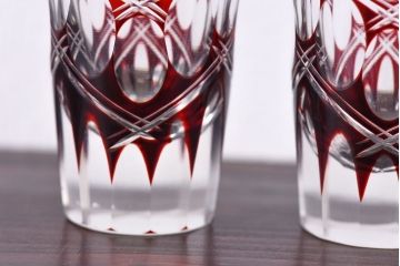 アンティーク雑貨　昭和初期　和モダンな雰囲気漂う切子ショットグラス(酒器)2個セット(2)