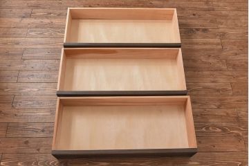 ヴィンテージ家具　ビンテージ　永田良介商店　優雅な雰囲気漂う大型チェスト(整理箪笥、タンス、引き出し)