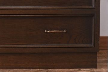 ヴィンテージ家具　ビンテージ　永田良介商店　優雅な雰囲気漂う大型チェスト(整理箪笥、タンス、引き出し)