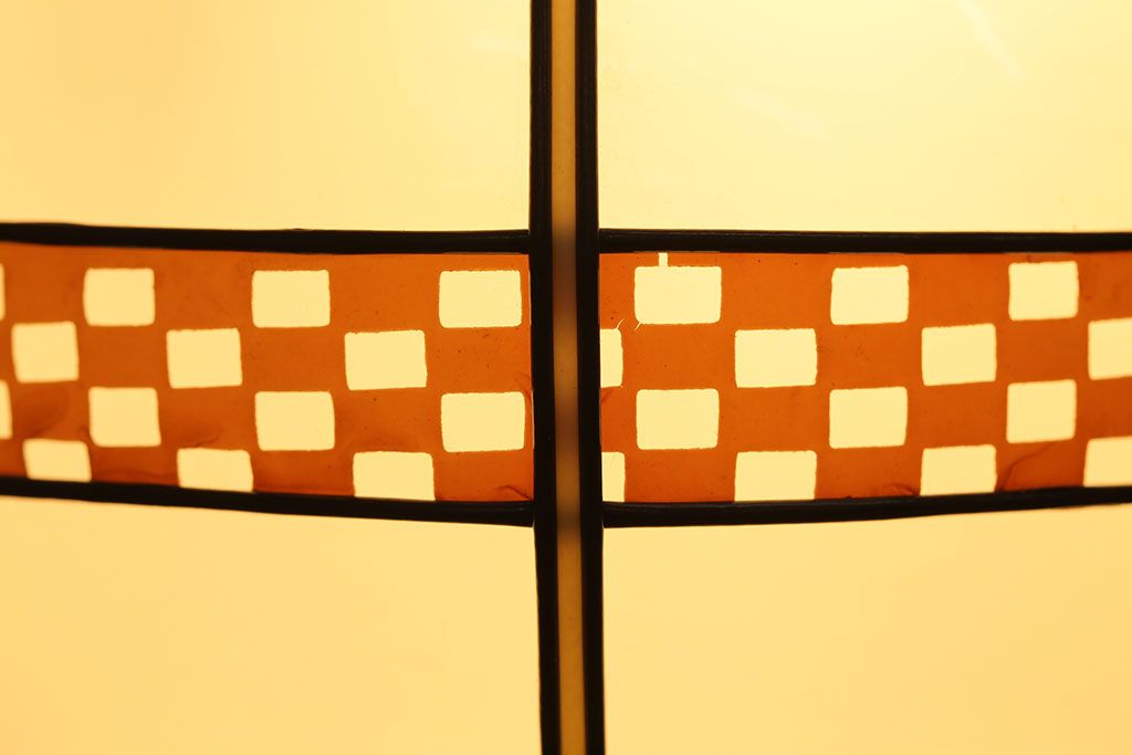 和製アンティーク　ベークライト製　市松模様の飾りがレトロな趣きのペンダントライト(天井照明、吊り下げ照明)