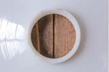 昭和レトロ　素朴な雰囲気が魅力の昔懐かしい平笠シェードのペンダントライト(天井照明、吊り下げ照明)(2)