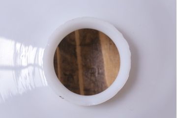 昭和レトロ　素朴な雰囲気が魅力の昔懐かしい平笠シェードのペンダントライト(天井照明、吊り下げ照明)(3)