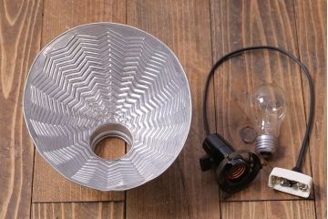 昭和期　使い古された質感がかっこいい!アルミのペンダントライト(天井照明、吊り下げ照明)