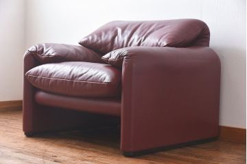 中古　Cassina(カッシーナ)　MARALUNGA(マラルンガ)　本革　FY革　1Pソファ(定価約100万円)