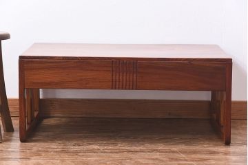 アンティーク家具　大正昭和期　総ケヤキ材の上質な雰囲気漂う文机(ローテーブル、座卓)