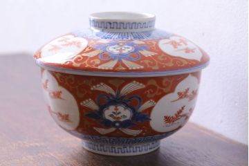 江戸期　大明成化年製　古伊万里　赤絵南蛮図染付　蓋茶碗(2)