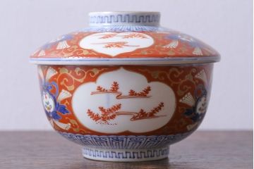 江戸期　大明成化年製　古伊万里　赤絵南蛮図染付　蓋茶碗(2)