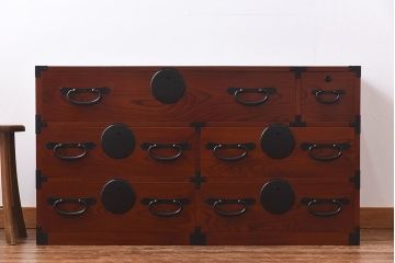 中古　前面ケヤキ材　漆塗りが美しいローチェスト(ローボード、和タンス、引き出し)(定価約45万円)