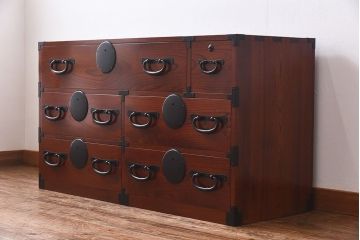 中古　前面ケヤキ材　漆塗りが美しいローチェスト(ローボード、和タンス、引き出し)(定価約45万円)