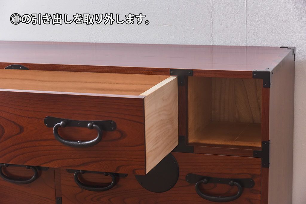 中古　前面ケヤキ材　漆塗りが美しいローチェスト(ローボード、和タンス、引き出し)(定価約45万円)