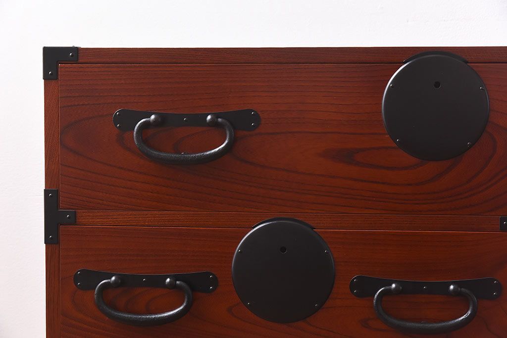 中古　前面ケヤキ材　漆塗りが美しいローチェスト(ローボード、和タンス、引き出し)(定価約45万円)