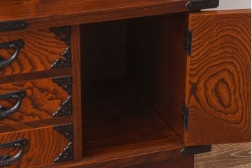 中古 伝統民芸家具 岩谷堂箪笥　風格のある茶棚(飾り棚、戸棚)(定価約30万円)