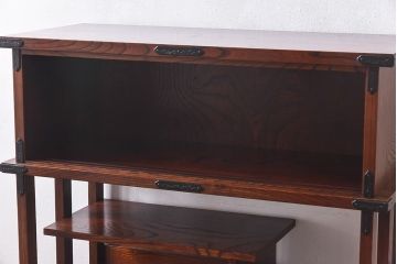 中古 伝統民芸家具 岩谷堂箪笥　風格のある茶棚(飾り棚、戸棚)(定価約30万円)
