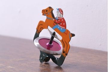 アンティーク雑貨　昭和レトロ　タイガー商会　T.K　ジョッキーゴマ(輸出用)