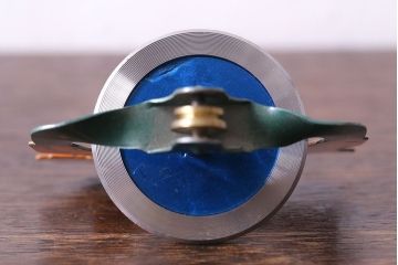 アンティーク雑貨　昭和期　タイガー商会　T.K　レトロなジョッキーゴマ(輸出用)(1)