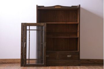 アンティーク家具　昭和初期　モールガラス　ナラ材　落ち着いた雰囲気漂う本箱(収納棚、食器棚)