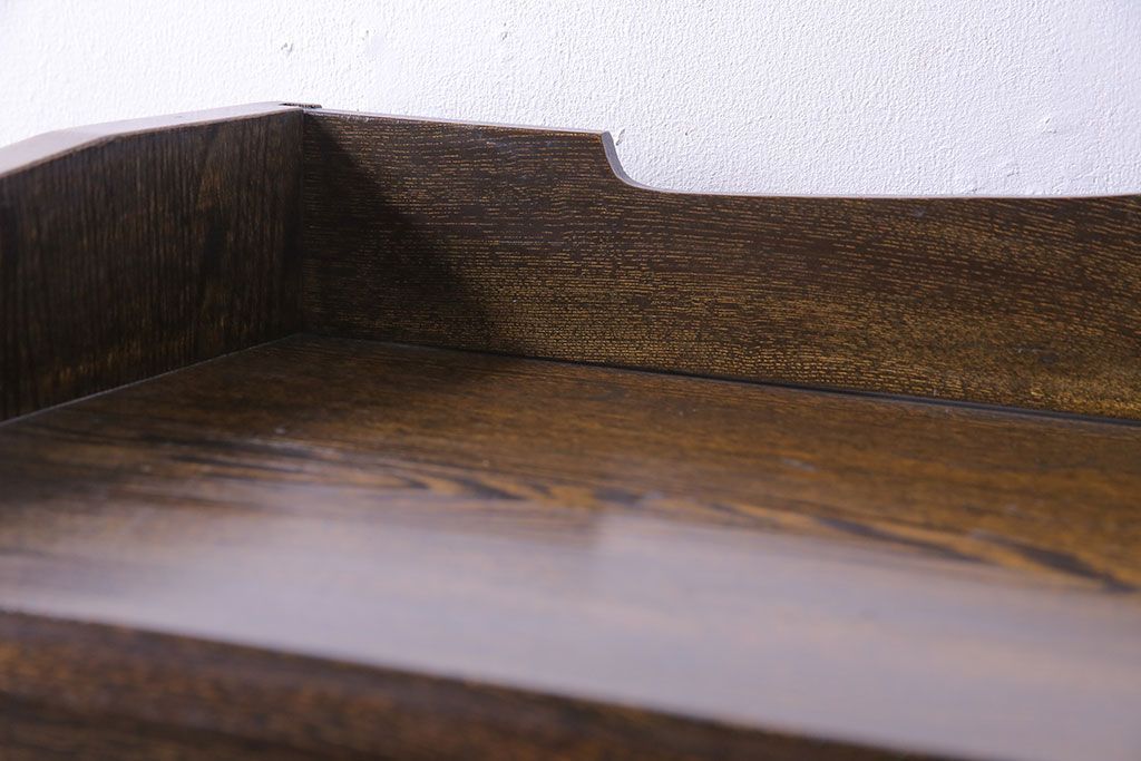 アンティーク家具　昭和初期　モールガラス　ナラ材　落ち着いた雰囲気漂う本箱(収納棚、食器棚)