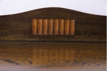 アンティーク家具　昭和初期　モールガラス　ナラ材　落ち着いた雰囲気漂う本箱(収納棚、食器棚)