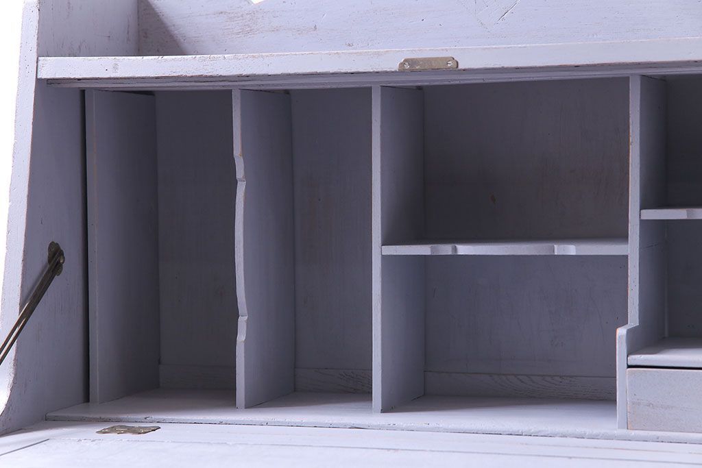 ペイント家具　ラベンダーのような色がかわいらしい小さなライティングビューロー(ワークデスク、在宅ワーク、在宅用、学習机)