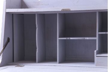 ペイント家具　ラベンダーのような色がかわいらしい小さなライティングビューロー(ワークデスク、在宅ワーク、在宅用、学習机)