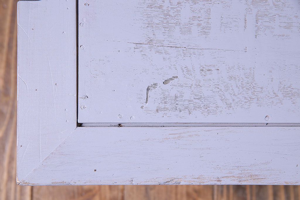 ペイント家具　ラベンダーのような色がかわいらしい小さなライティングビューロー(ワークデスク、在宅ワーク、在宅用、学習机)