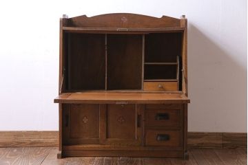 レトロ家具　昭和レトロ　小ぶりで可愛らしいライティングビューロー(デスク、簿記机、在宅ワーク、在宅用子供机)