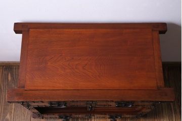 ビンテージ　民芸家具　前面ケヤキ材　米沢車箪笥(時代箪笥)