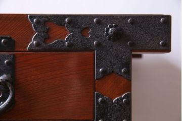 ビンテージ　民芸家具　前面ケヤキ材　米沢車箪笥(時代箪笥)