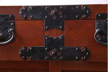 ビンテージ　民芸家具　前面ケヤキ材　米沢車箪笥(時代箪笥)