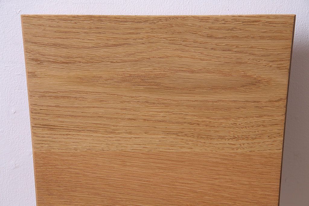 ペイント家具　ナラ材　ナチュラルな雰囲気漂うシンプルなチェア(イス、椅子)(1)