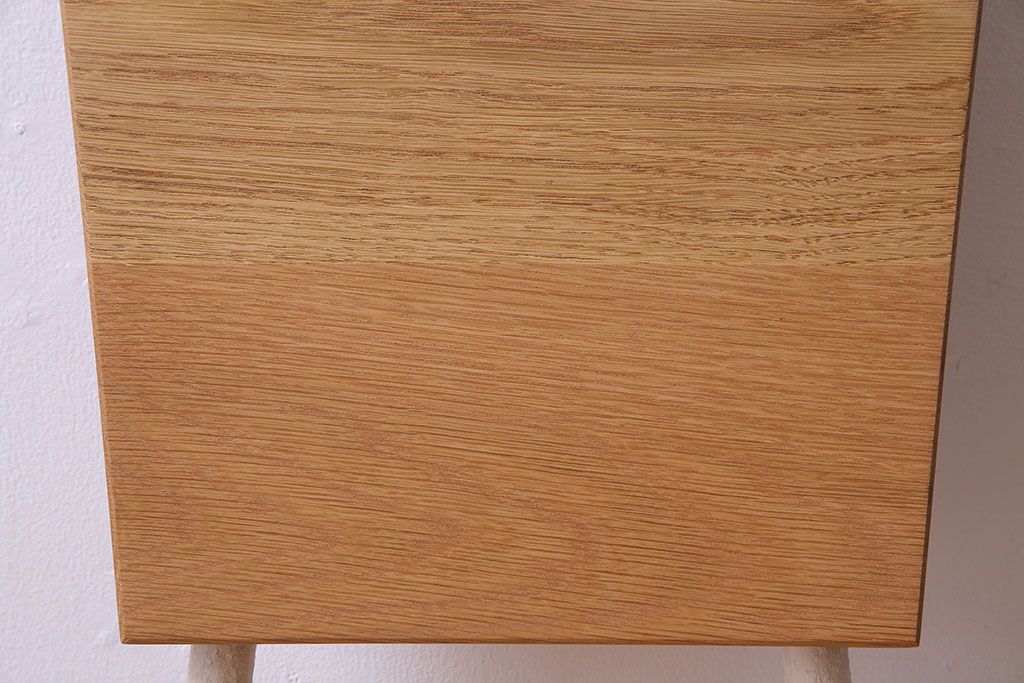 ペイント家具　ナラ材　ナチュラルな雰囲気漂うシンプルなチェア(イス、椅子)(1)