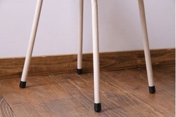 ペイント家具　ナラ材　ナチュラルな雰囲気漂うシンプルなチェア(イス、椅子)(1)