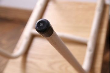 ペイント家具　ナラ材　ナチュラルな雰囲気漂うシンプルなチェア(イス、椅子)(1)