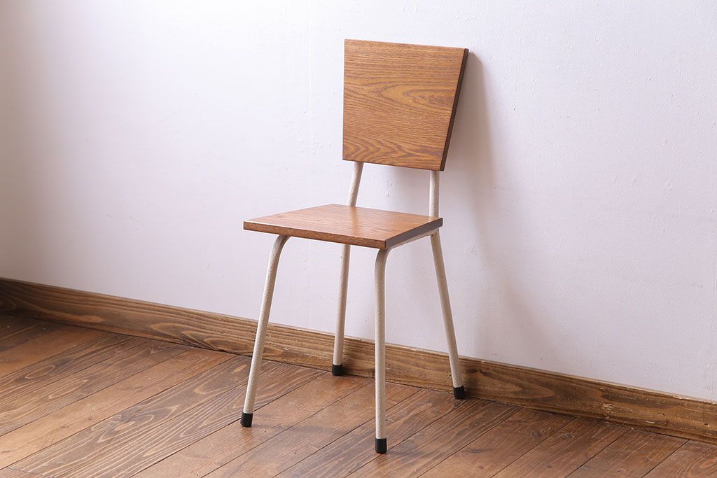 ペイント家具　ナラ材　ナチュラルな雰囲気漂うシンプルなチェア(イス、椅子)(2)