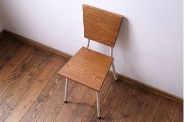 ペイント家具　ナラ材　ナチュラルな雰囲気漂うシンプルなチェア(イス、椅子)(2)