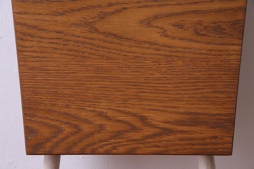 ペイント家具　ナラ材　ナチュラルな雰囲気漂うシンプルなチェア(イス、椅子)(2)