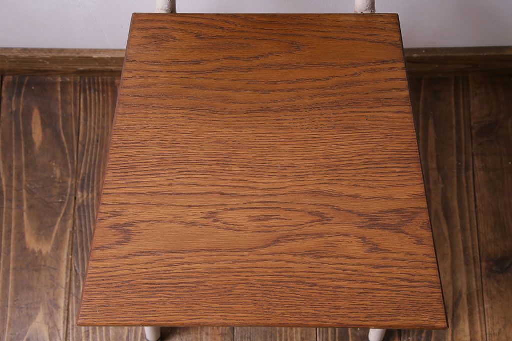 ペイント家具　ナラ材　ナチュラルな雰囲気漂うシンプルなチェア(イス、椅子)(2)