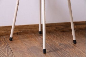 ペイント家具　ナラ材　ナチュラルな雰囲気漂うシンプルなチェア(イス、椅子)(2)